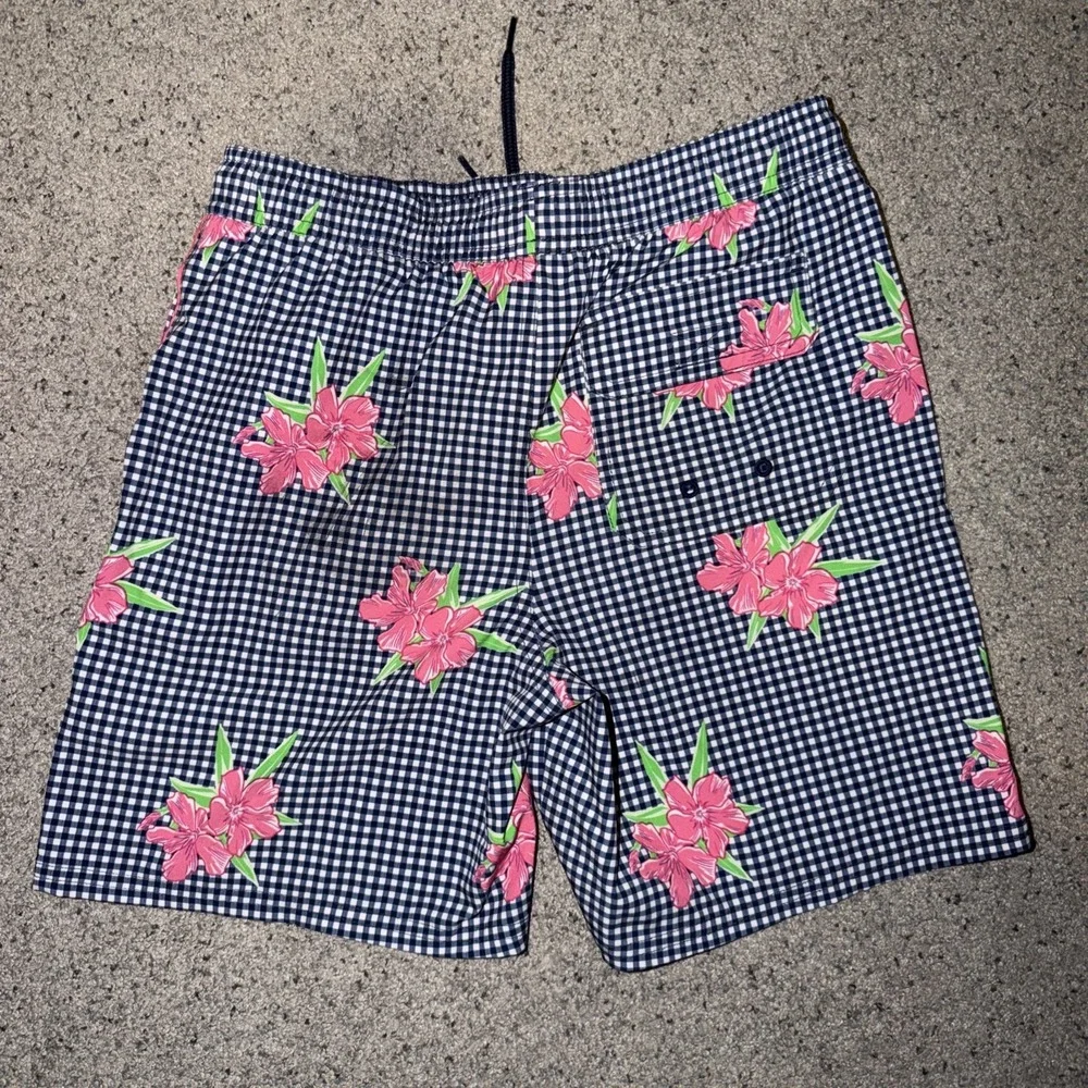 Vineyard Vines Gingham & Oleander Printed Chappy Swim Trunks Kids Medium Beach